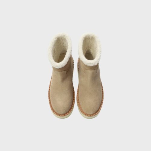 boots Prada