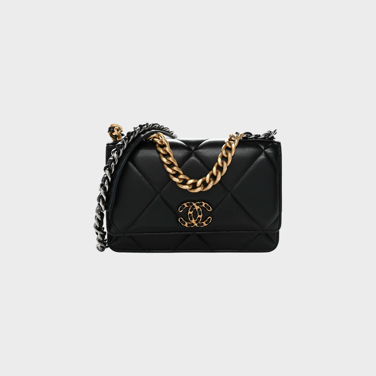 Chanel 19