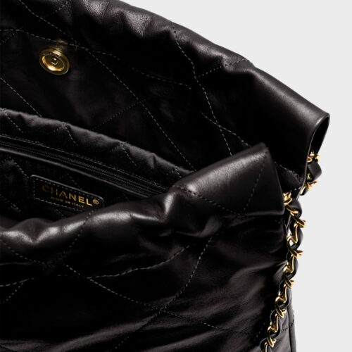Chanel 22